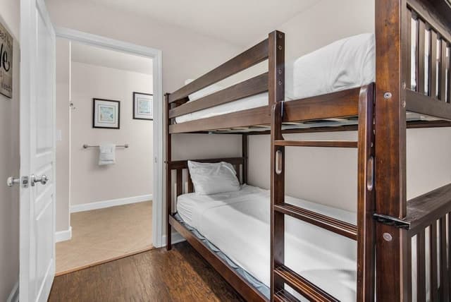 Condo, 1 King Bed with Sofa bed (Beach Resort 514)