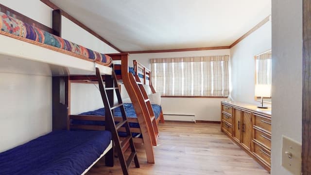 Condo, 4 Bedrooms