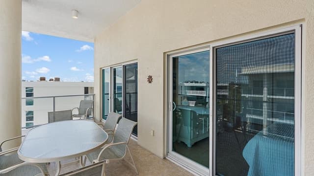 Condo, 3 Bedrooms