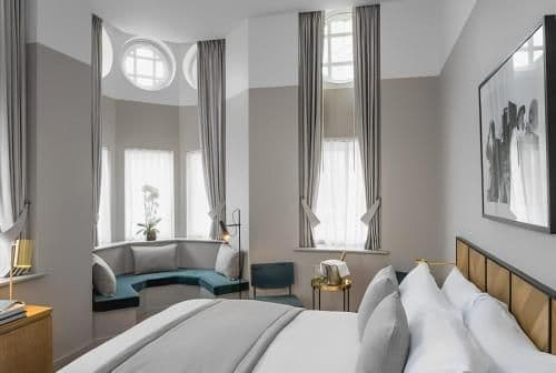 Standard Suite