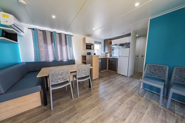 Family Mobile Home, 3 Bedrooms, Air conditioning