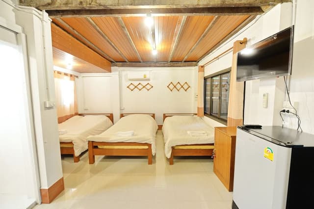 Family Room 10 Persons