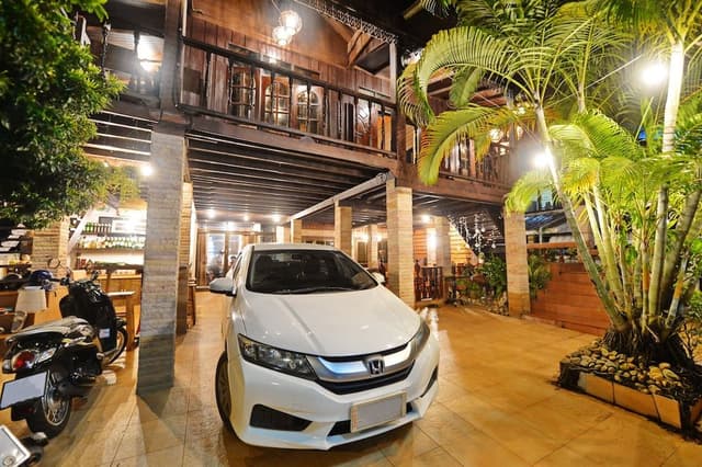 Family Room 10 Persons