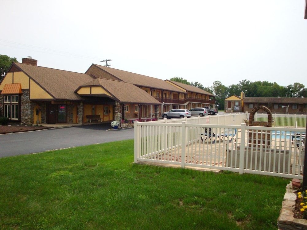Soudersburg Motel2