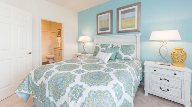 Deluxe Townhome, 4 Bedrooms