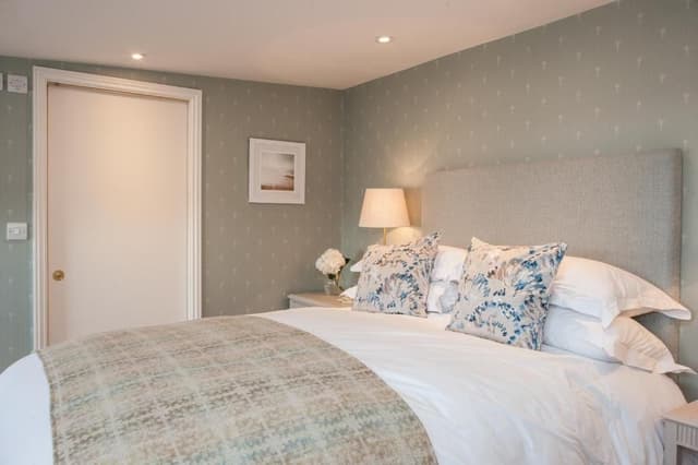 Luxury Family Attic Room