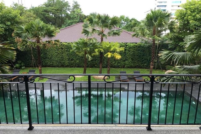 Deluxe Room, Pool View