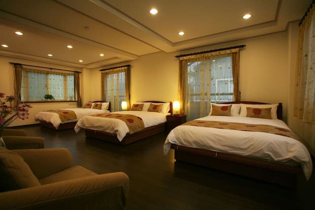Comfort House (16PAX)