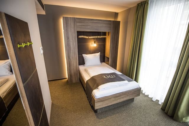 Economy Single Room