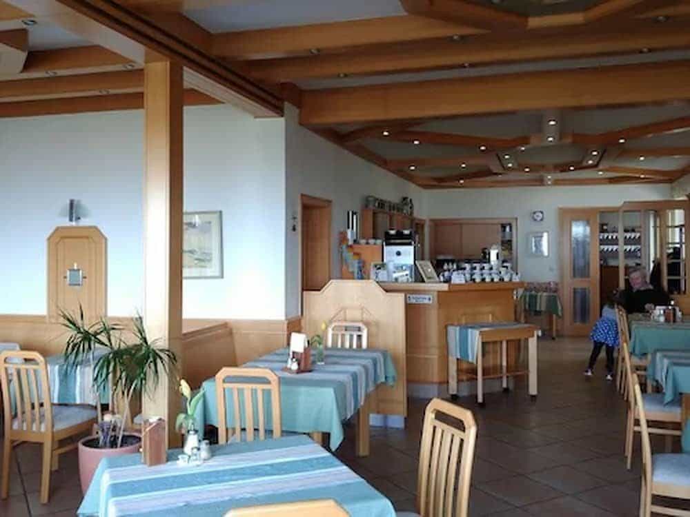 Traditionsgasthof Zur Schoenen Schnitterin Traditionsgasthof Zur Schoenen Schnitterin