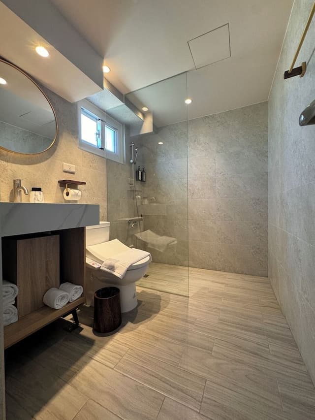 Basic Double or Twin Room