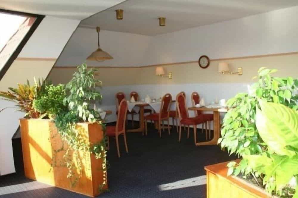 and Restaurant Dortmunder Eck