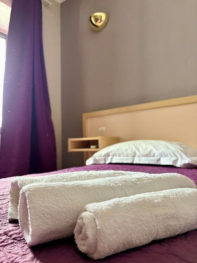 Basic Triple Room