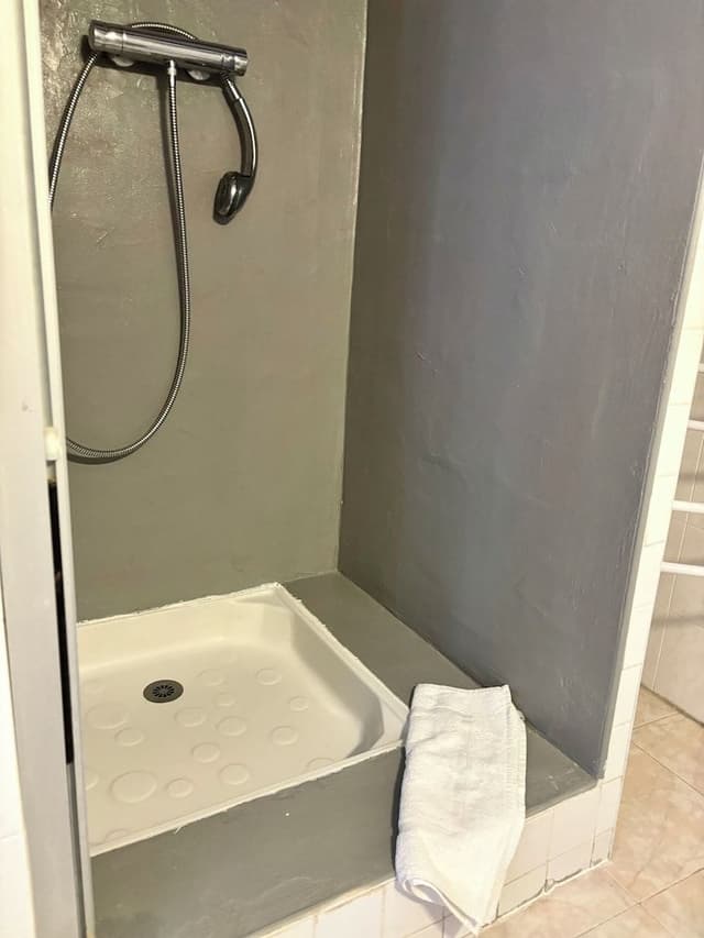 Basic Triple Room