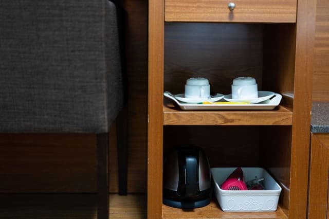 Deluxe Twin Room (Breakfast for 2, Free Netflix+Youtube)