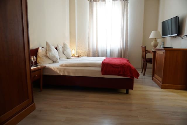 Economy Double Room