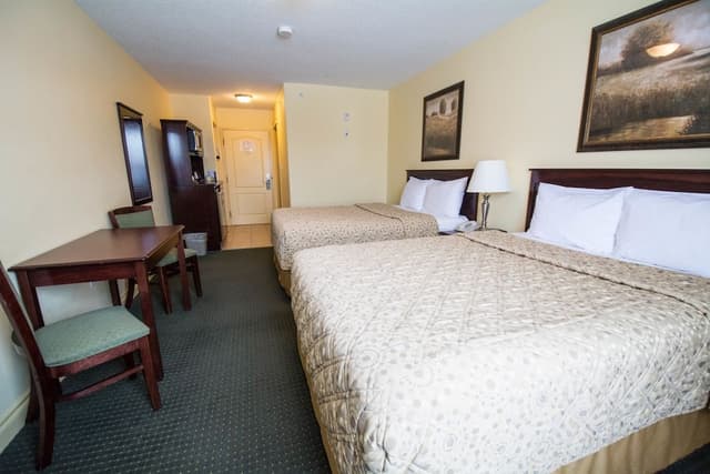 Room, 2 Queen Beds