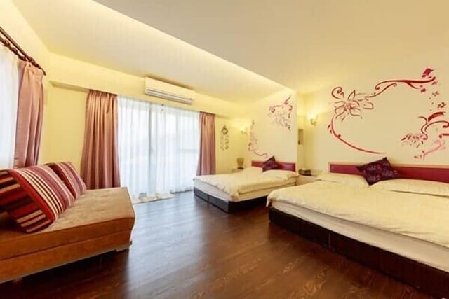 Deluxe Quadruple Room