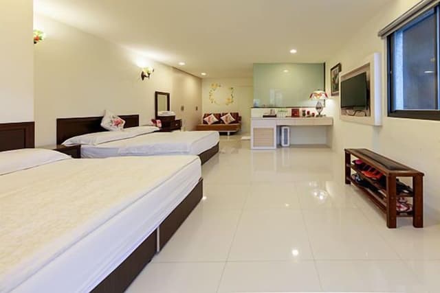 Standard Quadruple Room