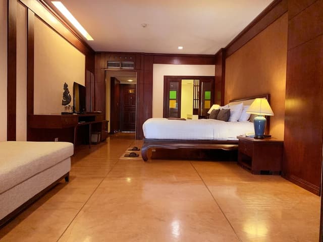 Grand Deluxe Room with Balcony