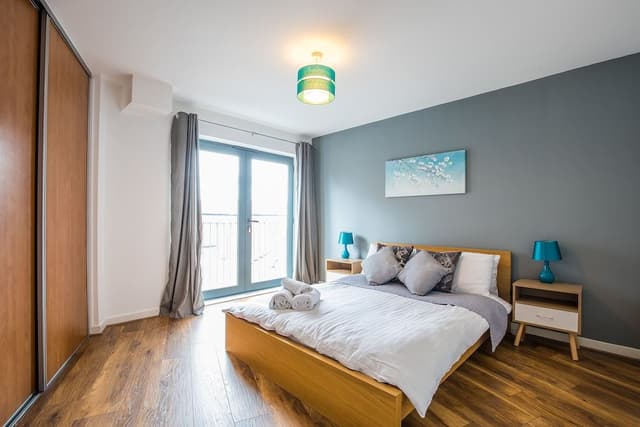 Deluxe Apartment