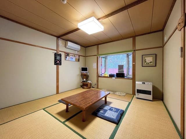 Japanese Style Room with Shared Bathroom
