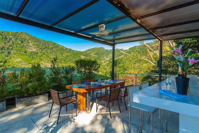 3 Bedrooms Penthouse, Mountain View