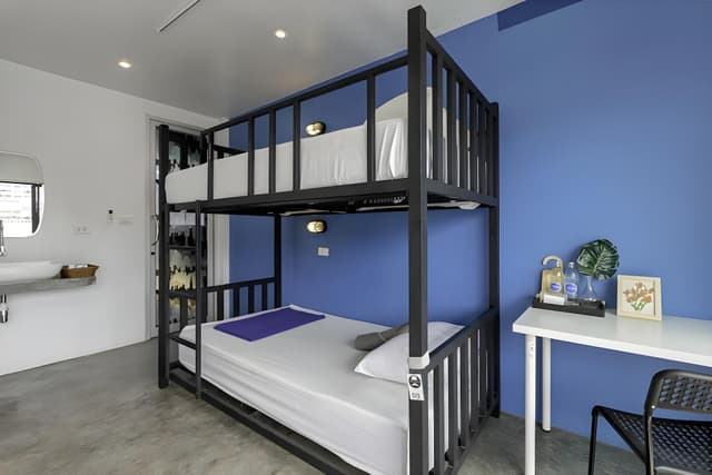 Signature Quadruple Room, Mixed Dorm, Terrace, City View