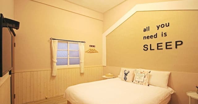 Classic Loft, Multiple Beds (2F)