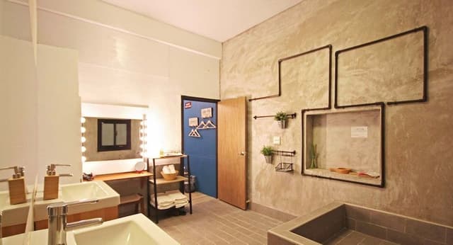 Classic Cabin (1F)
