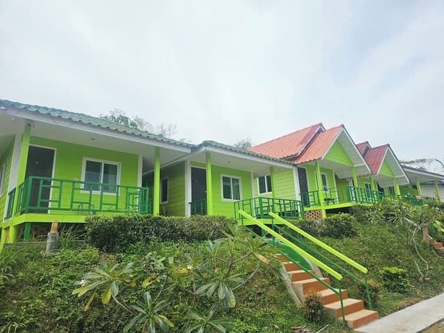 Deluxe Double Room, 1 King Bed, Partial Sea View, Tower