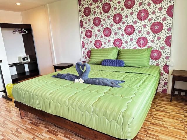 Deluxe Double Room, 1 King Bed, Partial Sea View, Tower