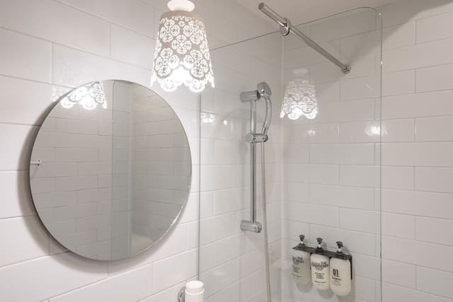 Deluxe Room (B)