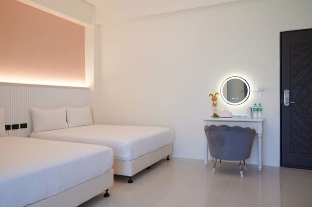 Romantic Quadruple Room, 2 Double Beds