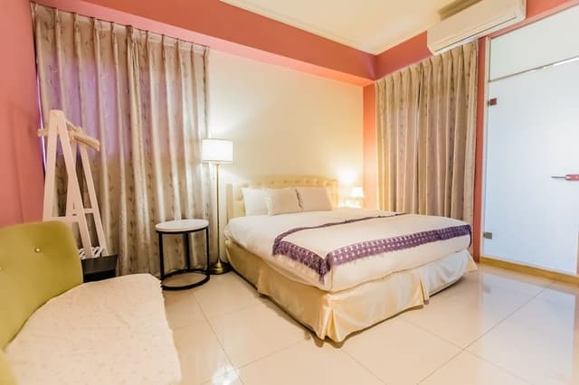 Romantic Room, 1 Queen Bed