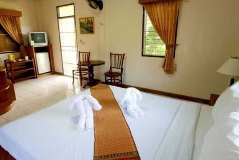 Naiharn Garden Villa Naiharn Garden Villa