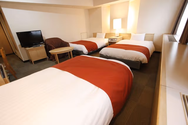 Triple Room, 3 Twin Beds, Non Smoking