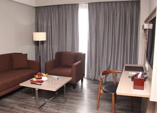Executive Suite