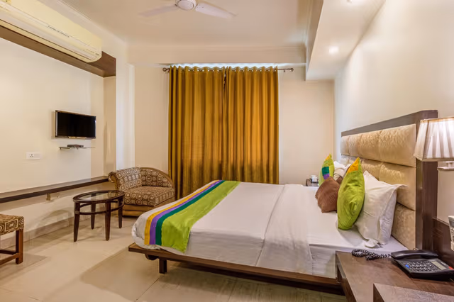 Economy Room