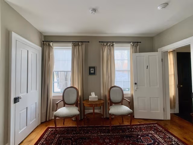 Premier Room, 1 King Bed, Fireplace