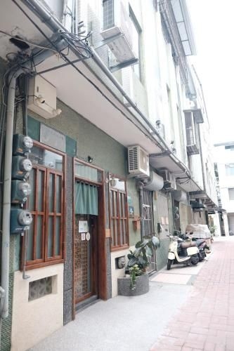 สโลว์ไท่หนาน สตอรี เฮาส์ (Slowtainan Story House)0