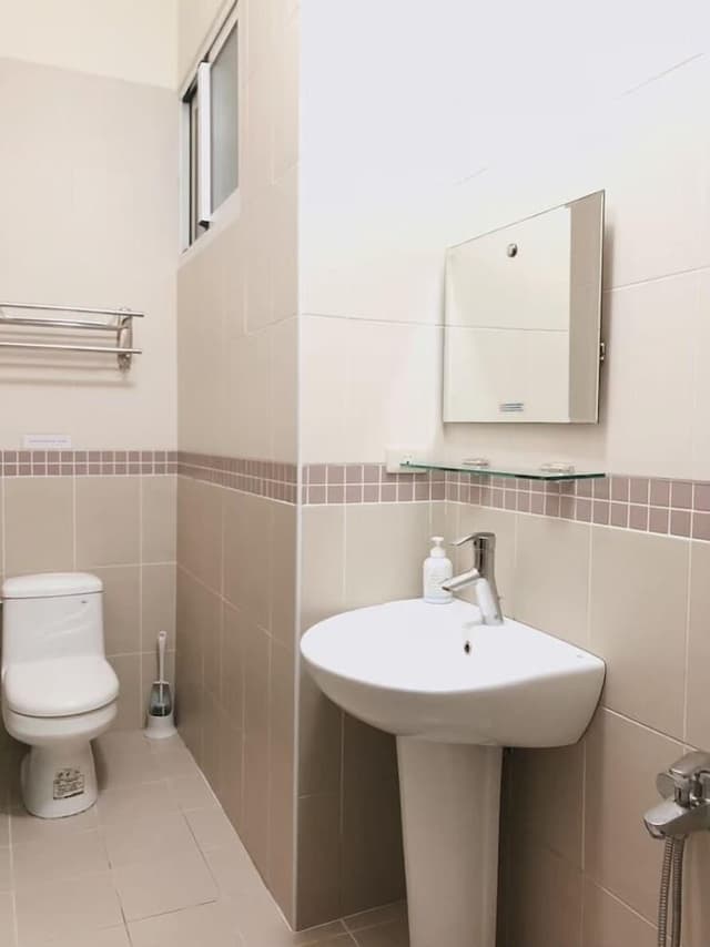 Double Room (Captain America)