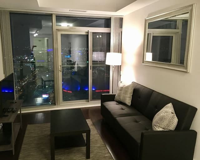 Premier Condo, 1 Queen Bed, Kitchen