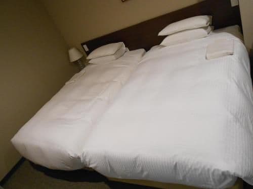 Twin Room - Non-Smoking