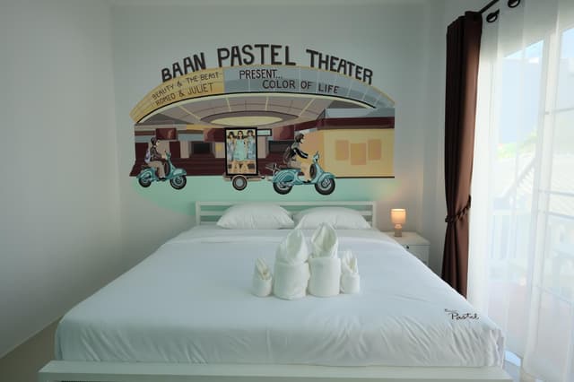 Deluxe (Double Bed)