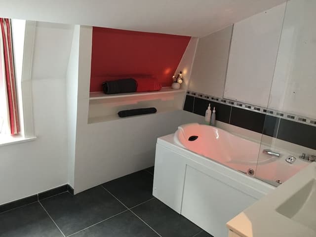 Romantic Double Room, 1 Queen Bed, Jetted Tub, Park View