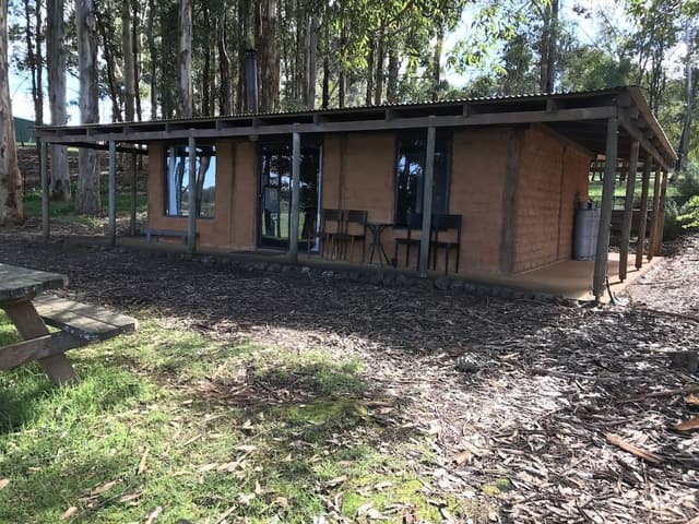 2 bedroom Valley View Cottage