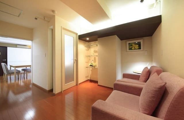 Pent house for families use(W/Washing Machine)