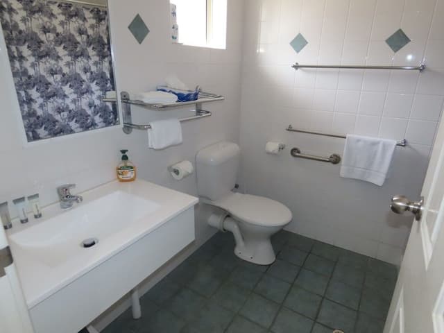 Deluxe Queen Apartment