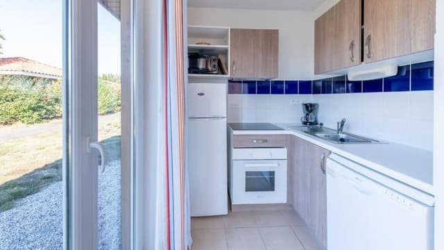 4-room house for 8 people